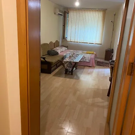 столетов Lejlighed *